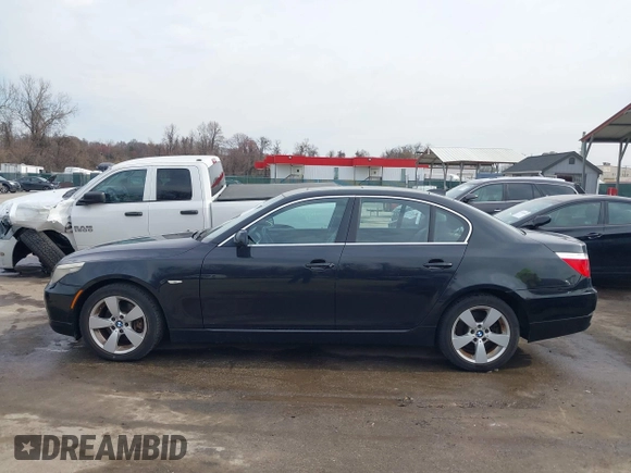 2008 BMW 5 Series 528xi with VIN WBANV13538CZ56228, listed as a IAAI auction lot 41842631 with 92,806 mi miles. Bid and sale history available at carsss.com. Image 14.
