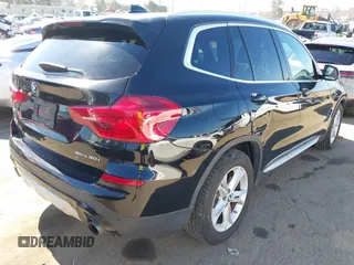 2019 BMW X3 sDrive30i z VIN 5UXTR7C57KLE98946, wystawiony jako IAAI lot #42224135 z przebiegiem 53 764 mil mil oraz . Historia ofert i sprzedaży dostępna na DreamBid. Obrazek 4.