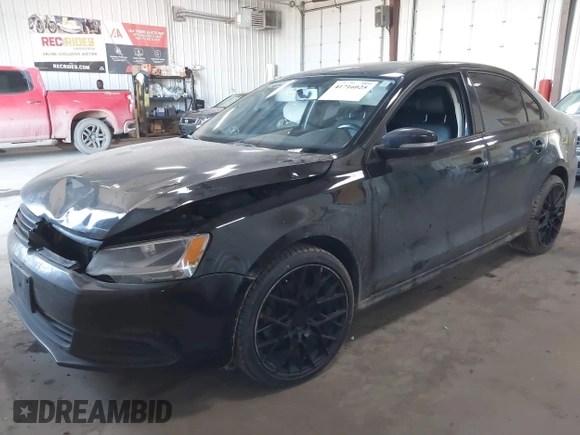 2011 Volkswagen Jetta TDI with VIN 3VWLL7AJ8BM113521, listed as a IAAI auction lot 41716025 with 195,937 mi miles and . Bid and sale history available at DreamBid. Image 17.