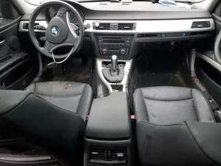 2008 BMW 3 Series 335i z VIN WBAVB73598KY62632, wystawiony jako Copart lot #50238765 z przebiegiem Nie podano mil oraz Nie do naprawy • Non repairable. Historia ofert i sprzedaży dostępna na DreamBid. Obrazek 8.