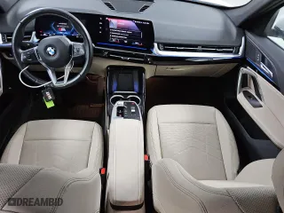 2023 BMW X1 xDrive28i with VIN WBX73EF00P5X20800, listed as a Copart auction lot 53166625 with 27,545 mi miles and Clean Title. Bid and sale history available at carsss.com. Image 8.