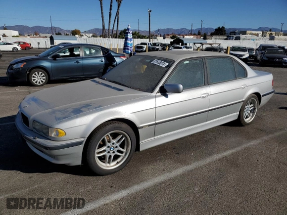 2001 BMW 7 Series 740iL with VIN WBAGH83451DP22611, listed as a Copart auction lot 81555074 with 217,717 mi miles and Salvage Title. Bid and sale history available at carsss.com. Image 1.