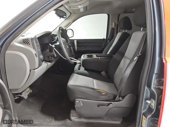 2009 Chevrolet Silverado 1500 LS with VIN 3GCEC13C79G121271, listed as a Copart auction lot 44428185 with 206,007 mi miles and Clean Title. Bid and sale history available at carsss.com. Image 7.