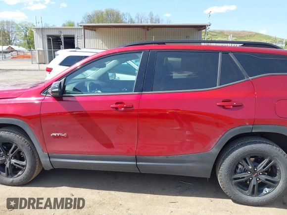 2024 GMC Terrain AT4 z VIN 3GKALYEG7RL207165, wystawiony jako IAAI lot #42103766 z przebiegiem 16 065 mil mil oraz . Historia ofert i sprzedaży dostępna na DreamBid. Obrazek 14.