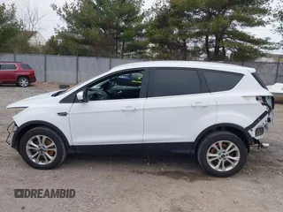 2017 Ford Escape SE with VIN 1FMCU9GD7HUA56550, listed as a IAAI auction lot 41779624 with 133,231 mi miles. Bid and sale history available at carsss.com. Image 14.