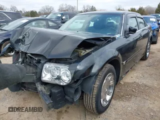 2005 Chrysler 300 with VIN 2C3AA53G85H663170, listed as a IAAI auction lot 41541330 with 198,041 mi miles. Bid and sale history available at carsss.com. Image 18.