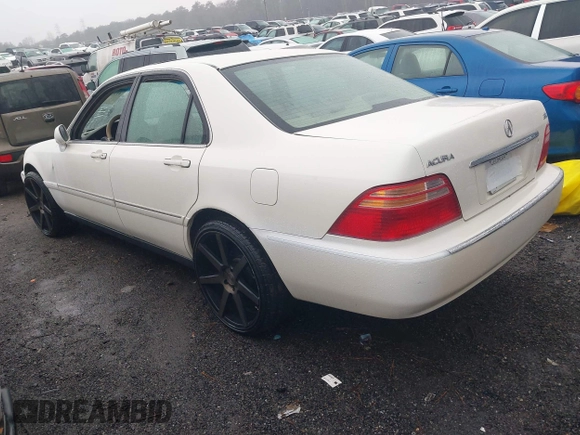 2000 Acura RL with VIN JH4KA9653YC000645, listed as a IAAI auction lot 41350069 with 1 mi miles. Bid and sale history available at carsss.com. Image 3.