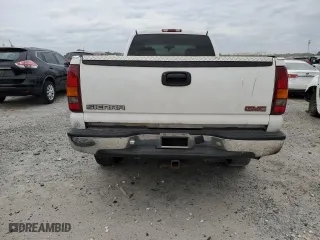 2002 GMC Sierra 2500HD SLE with VIN 1GTHK23172F105440, listed as a Copart auction lot 81404564 with 325,464 mi miles and Non Repairable. Bid and sale history available at carsss.com. Image 6.