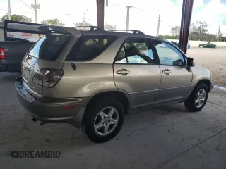 2001 Lexus RX 300 with VIN JTJHF10U010202653, listed as a Copart auction lot 70328414 with 198,764 mi miles and Clean Title. Bid and sale history available at carsss.com. Image 3.