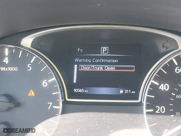 2016 Nissan Altima 2.5 SR with VIN 1N4AL3AP7GN366548, listed as a IAAI auction lot 41354999 with 90,565 mi miles. Bid and sale history available at carsss.com. Image 16.