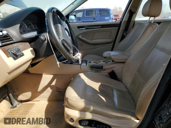 2003 BMW 3 Series 330i with VIN WBAEV53463KM27854, listed as a Copart auction lot 49250655 with 116,220 mi miles and Salvage Title. Bid and sale history available at carsss.com. Image 7.