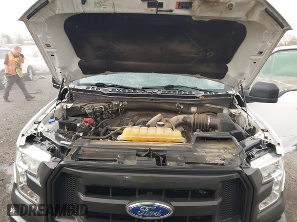 2017 Ford F-150 XL with VIN 1FTMF1CF7HKD62946, listed as a IAAI auction lot 41824393 with 116,964 mi miles. Bid and sale history available at carsss.com. Image 10.