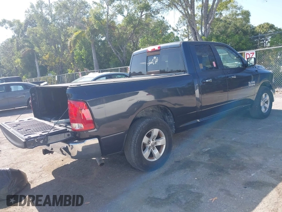 2018 Ram 1500 SLT z VIN 1C6RR6GG2JS303880, wystawiony jako IAAI lot #42138224 z przebiegiem 120 533 mil mil oraz . Historia ofert i sprzedaży dostępna na DreamBid. Obrazek 4.