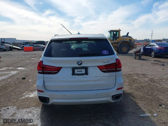 2017 BMW X5 sDrive35i with VIN 5UXKR2C51H0U20555, listed as a IAAI auction lot 41332051 with 192,774 mi miles. Bid and sale history available at carsss.com. Image 16.