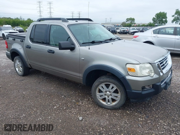 2008 Ford Explorer Sport Trac XLT z VIN 1FMEU51888UA37406, wystawiony jako IAAI lot #42315860 z przebiegiem 151 286 mil mil oraz . Historia ofert i sprzedaży dostępna na DreamBid. Obrazek 1.