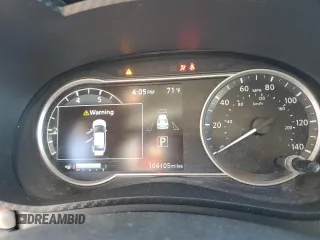 2020 Nissan Versa SV z VIN 3N1CN8EV4LL841122, wystawiony jako Copart lot #47425945 z przebiegiem 104 105 mil mil oraz Szkoda całkowita • Salvage title. Historia ofert i sprzedaży dostępna na DreamBid. Obrazek 9.