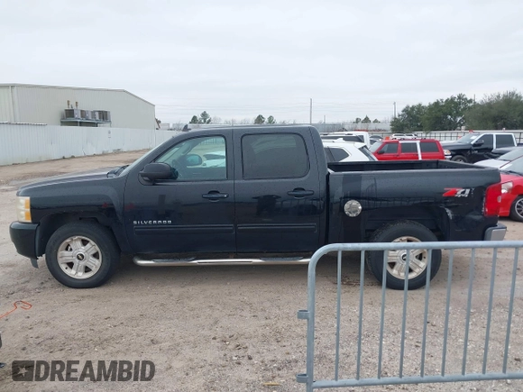 2011 Chevrolet Silverado 1500 LTZ with VIN 3GCPKTE2XBG110413, listed as a IAAI auction lot 41596989 with 158,214 mi miles and . Bid and sale history available at DreamBid. Image 14.
