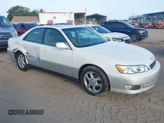 2001 Lexus ES 300 с VIN JT8BF28G610332982, выставлен на аукционе IAAI как лот 42351523 с пробегом 366 398 миль миль и . История ставок и продаж доступна на DreamBid. Изображение 1.
