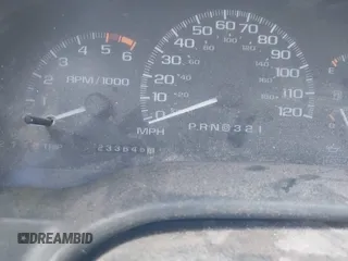 1999 GMC Denali z VIN 1GKEK13R7XR903255, wystawiony jako IAAI lot #41496032 z przebiegiem 233 645 mil mil oraz . Historia ofert i sprzedaży dostępna na DreamBid. Obrazek 7.