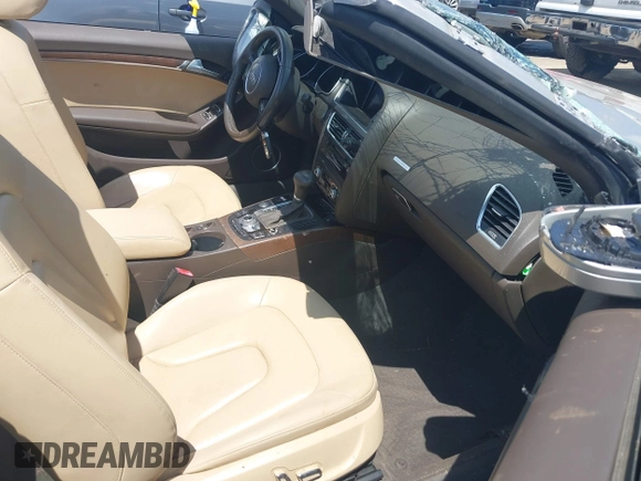 2014 Audi A5 Premium Plus z VIN WAULFAFH6EN003233, wystawiony jako IAAI lot #42178794 z przebiegiem 59 860 mil mil oraz . Historia ofert i sprzedaży dostępna na DreamBid. Obrazek 5.