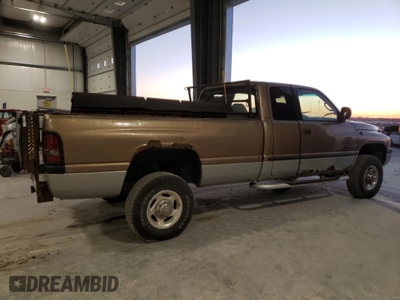 2001 Dodge Ram 2500 with VIN 1B7KF236X1J193739, listed as a Copart auction lot 82654584 with 191,466 mi miles and Clean Title. Bid and sale history available at carsss.com. Image 3.