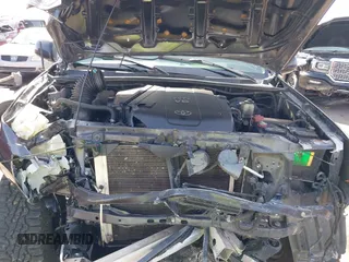 2014 Toyota Tacoma with VIN 3TMLU4EN0EM145573, listed as a IAAI auction lot 41621189 with 178,281 mi miles. Bid and sale history available at carsss.com. Image 10.