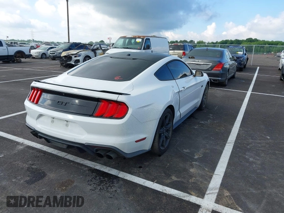 2019 Ford Mustang GT z VIN 1FA6P8CF6K5173649, wystawiony jako IAAI lot #42172829 z przebiegiem 85 346 mil mil oraz . Historia ofert i sprzedaży dostępna na DreamBid. Obrazek 4.