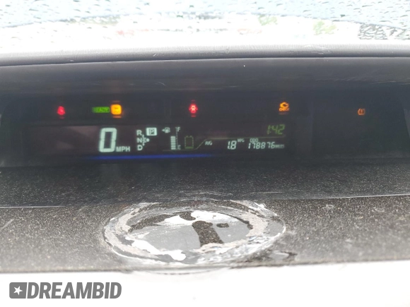 2012 Toyota Prius Two with VIN JTDZN3EU7C3139129, listed as a Copart auction lot 55499735 with 556,381 mi miles and Clean Title. Bid and sale history available at DreamBid. Image 9.