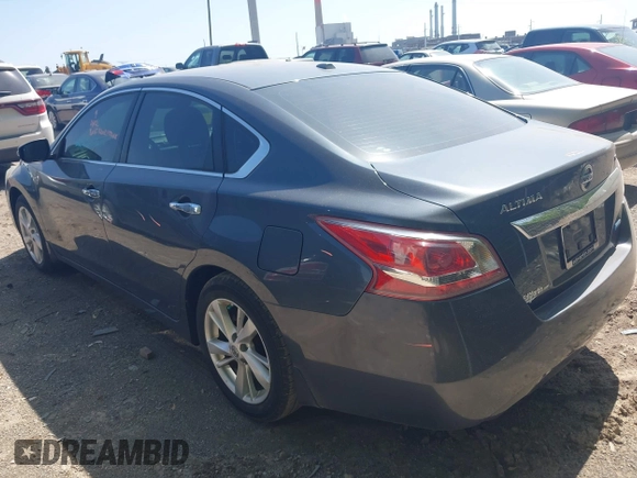 2013 Nissan Altima SV with VIN 1N4AL3APXDC123274, listed as a IAAI auction lot 42137247 with 160,286 mi miles and . Bid and sale history available at DreamBid. Image 3.