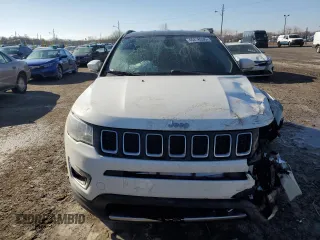 2018 Jeep Compass Limited with VIN 3C4NJCCB2JT309071, listed as a Copart auction lot 46418335 with 81,786 mi miles and Clean Title. Bid and sale history available at carsss.com. Image 5.