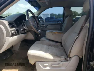 2007 Chevrolet Tahoe LT z VIN 1GNFC13JX7R114712, wystawiony jako Copart lot #62892205 z przebiegiem 295 890 mil mil oraz Szkoda całkowita • Salvage title. Historia ofert i sprzedaży dostępna na DreamBid. Obrazek 7.