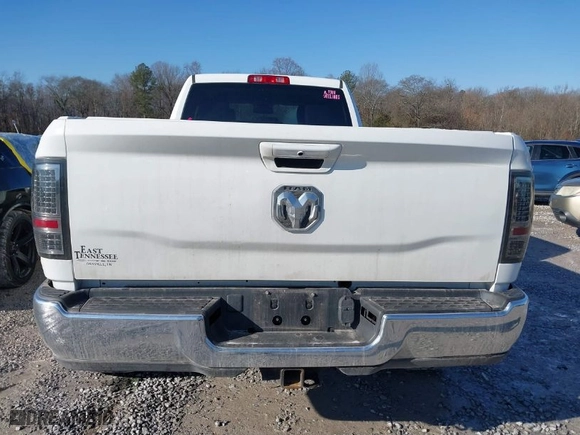 2018 Ram 2500 Tradesman with VIN 3C6UR5HJ0JG216906, listed as a IAAI auction lot 41409441 with 122,401 mi miles. Bid and sale history available at carsss.com. Image 16.
