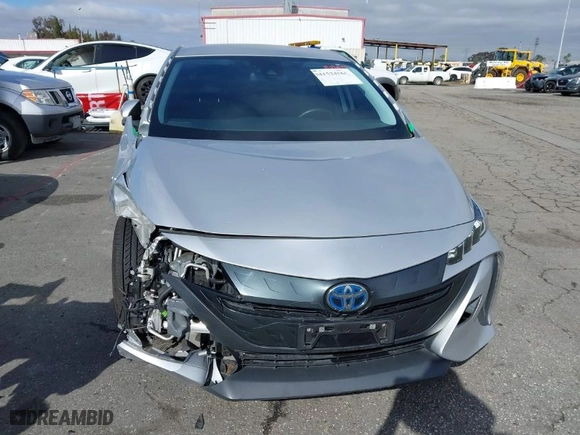 2021 Toyota Prius Prime LE with VIN JTDKAMFP7M3186870, listed as a IAAI auction lot 41524568 with NaN miles. Bid and sale history available at carsss.com. Image 12.