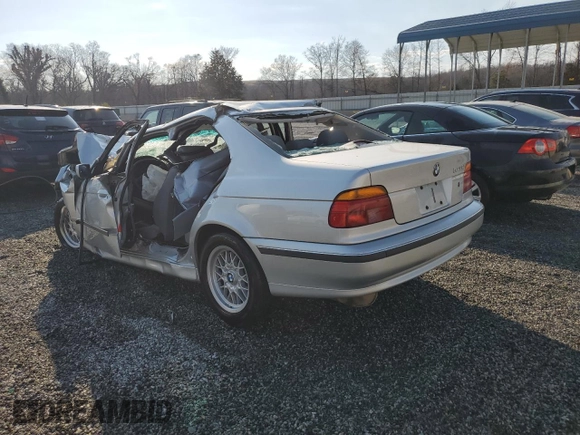 2000 BMW 5 Series 528i with VIN WBADM6345YGU04709, listed as a Copart auction lot 46607785 with Not Provided miles and Non Repairable. Bid and sale history available at DreamBid. Image 2.