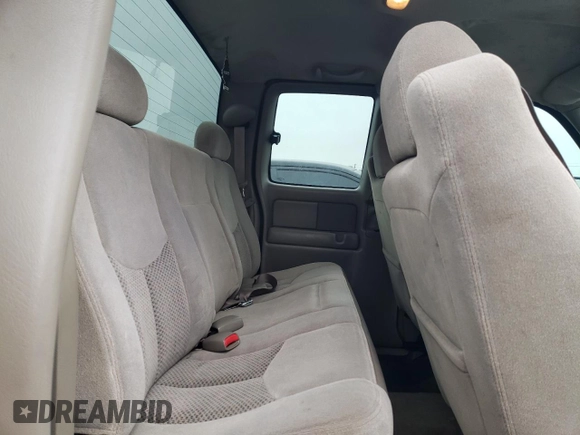 2003 Chevrolet Silverado 1500 LS with VIN 1GCEC19T53Z208228, listed as a Copart auction lot 44546895 with 299,266 mi miles and Salvage Title. Bid and sale history available at DreamBid. Image 10.