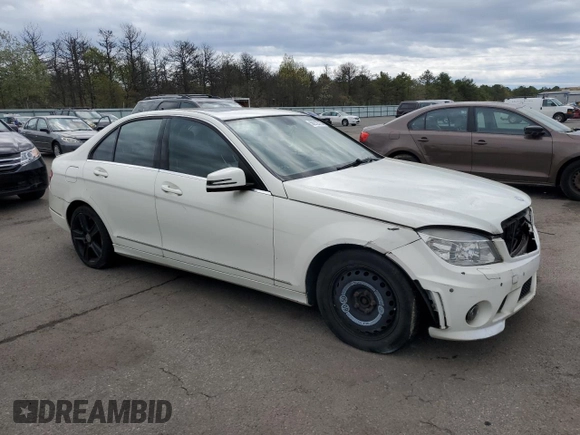 2011 Mercedes-Benz C 300 Sport z VIN WDDGF8BB7BR157457, wystawiony jako Copart lot #56212715 z przebiegiem 130 072 mil mil oraz Tytuł czysty. Historia ofert i sprzedaży dostępna na DreamBid. Obrazek 4.