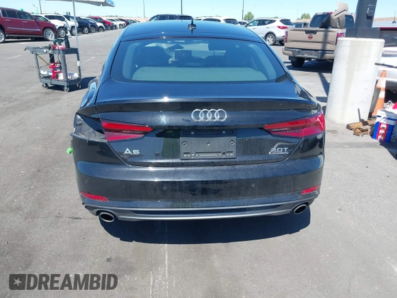2018 Audi A5 Sportback Premium Plus z VIN WAUENCF55JA009202, wystawiony jako IAAI lot #42218463 z przebiegiem 51 866 mil mil oraz . Historia ofert i sprzedaży dostępna na DreamBid. Obrazek 16.