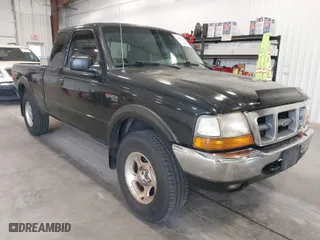 1999 Ford Ranger XLT with VIN 1FTZR15X0XPB95267, listed as a IAAI auction lot 41880544 with 222,938 mi miles. Bid and sale history available at carsss.com. Image 1.