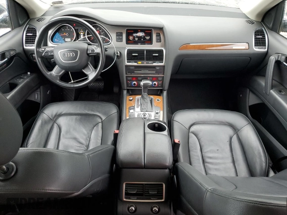 2014 Audi Q7 Premium Plus with VIN WA1LMAFE8ED015737, listed as a Copart auction lot 62099545 with 129,505 mi miles and Salvage title. Bid and sale history available at DreamBid. Image 8.