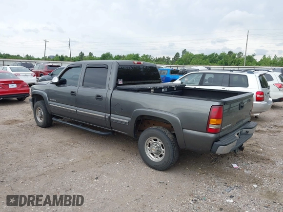 2002 Chevrolet Silverado 1500HD LT z VIN 1GCGC13U52F214511, wystawiony jako IAAI lot #42154128 z przebiegiem 110 760 mil mil oraz . Historia ofert i sprzedaży dostępna na DreamBid. Obrazek 3.