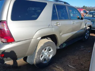 2005 Toyota 4Runner SR5 with VIN JTEZU14R158024192, listed as a IAAI auction lot 41262075 with 190,934 mi miles. Bid and sale history available at carsss.com. Image 17.