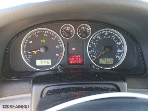 2003 Volkswagen Passat GLS with VIN WVWPD63B23P251682, listed as a Copart auction lot 87305174 with 147,235 mi miles and Salvage Title. Bid and sale history available at carsss.com. Image 9.