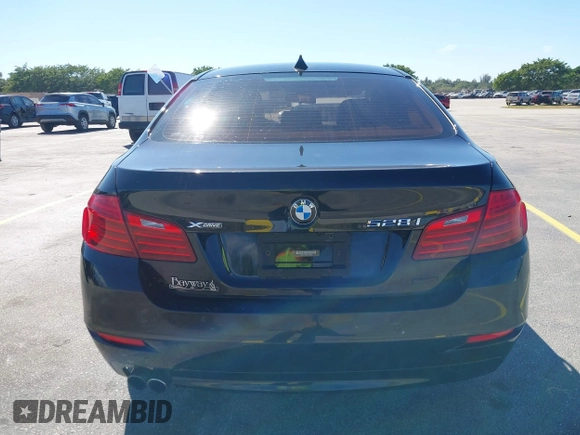 2015 BMW 5 Series 528i xDrive with VIN WBA5A7C58FG144069, listed as a IAAI auction lot 41854112 with 136,403 mi miles and . Bid and sale history available at DreamBid. Image 16.