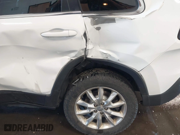2014 Jeep Cherokee Limited с VIN 1C4PJMDS5EW211391, выставлен на аукционе IAAI как лот 42451674 с пробегом 117 354 миль миль и . История ставок и продаж доступна на DreamBid. Изображение 18.
