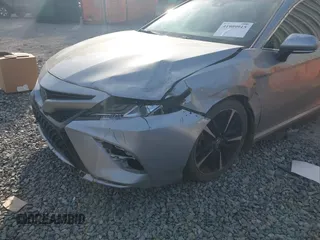 2019 Toyota Camry XSE with VIN 4T1B61HK5KU818351, listed as a IAAI auction lot 41909915 with 179,463 mi miles. Bid and sale history available at carsss.com. Image 6.
