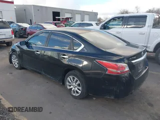 2015 Nissan Altima SV with VIN 1N4AL3AP0FC229168, listed as a IAAI auction lot 41196686 with 172,675 mi miles and . Bid and sale history available at DreamBid. Image 3.