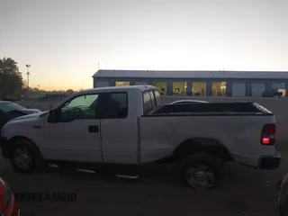 2006 Ford F-150 STX with VIN 1FTRX12W46NB40851, listed as a IAAI auction lot 40538443 with 298,806 mi miles. Bid and sale history available at carsss.com. Image 14.