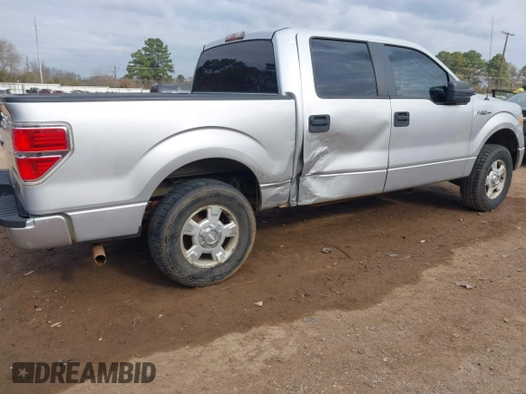 2010 Ford F-150 XL with VIN 1FTEW1CWXAFD26526, listed as a IAAI auction lot 41141650 with 200,042 mi miles. Bid and sale history available at carsss.com. Image 4.