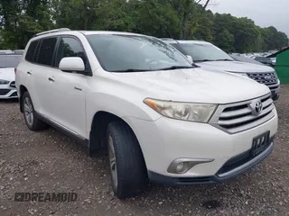 2011 Toyota Highlander Limited with VIN 5TDDK3EH9BS070012, listed as a IAAI auction lot 42677384 with 210,713 mi miles and . Bid and sale history available at DreamBid. Image 1.