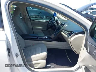 2020 Ford Fusion SE с VIN 3FA6P0HD4LR232009, выставлен на аукционе IAAI как лот 42207523 с пробегом 71 206 миль миль и . История ставок и продаж доступна на DreamBid. Изображение 5.
